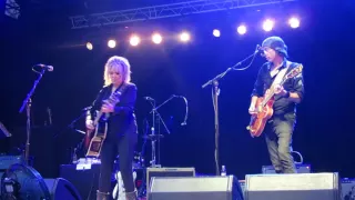 LUCINDA WILLIAMS - LAKE CHARLES / LIVE GENEVE (MUSIQUES COLOREES 2016 - PARC LAGRANGE)