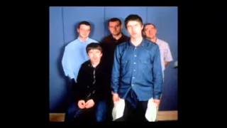 Oasis - Champagne Supernova - Live At The Orpheum 1995 BETTER QUALITY VERSION