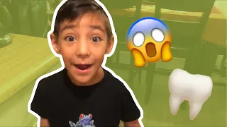 I LOST MY TOOTH AT SCHOOL ! (Vlog)