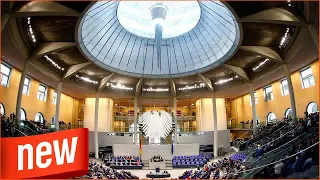 Politik | Umstrittenes Abtreibungs-Werbeverbot im Bundestag diskutiert