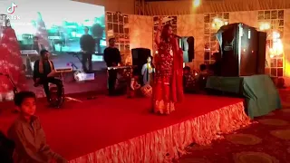 singer bushra marvi and show night musical band 🎶🎵