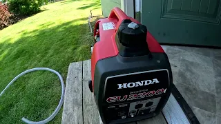 How to DRAIN FUEL out of a Generator Honda EU2200i And start up with 2 1/2 year old NON ethanol fuel