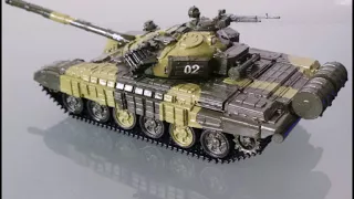 Сборная модель российского танка Т-72Б от "Звезды" 1/35. Демонстрация.