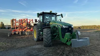 John Deere 8R340 + Väderstad Cultus 500 (4K)