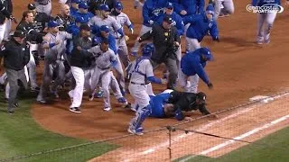 KC@CWS: Tempers flare in Chicago as benches clear