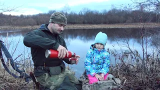 Взял дочку на охоту. Теперь она знает, откуда берется дичь. Охота на тетерева.