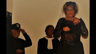 Chantons la femme : La veuve noire