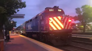 Metra UP-NW train Departing Mount Prospect