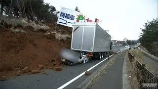 地震発生時 福島市 国道4号線