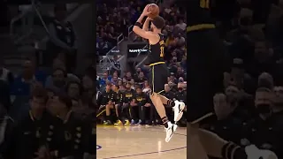 Klay Thompson Drills One-Legged 3 👌