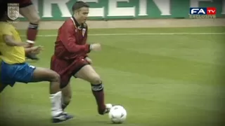 Le Saux recreates his stunning goal for England v Brazil at Wembley in '95 | FATV