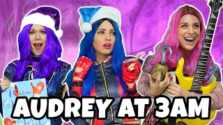 DESCENDANTS 3 AUDREY QUEEN OF MEAN AT 3AM? Audrey vs Mal and Evie. Totally TV Parody