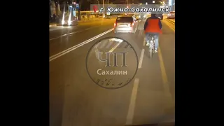 Велосипед по центру города