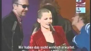 CRANBERRIES"BEST SONG" Mtv AWARD!!!!!!ZOMBIE 1995