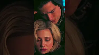 them❤ #bughead #betty #jughead #colesprouse #lilireinhart #riverdale #couple #edit #short #love