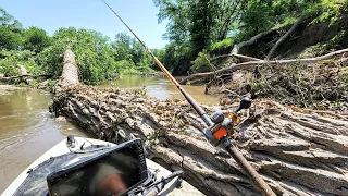 Kayak Fishing HEAVY COVER!! (Island Campout)