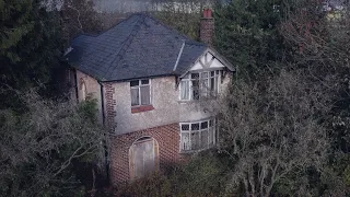 THE SISTERS HOUSE - THEY DIED INSIDE THIS ABANDONED HOUSE HIDDEN IN THE WOODS