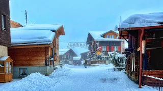 Mürren, Switzerland 4K - Snowfall in the heavenly beautiful Swiss village - Winter wonderland