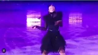 La patinadora olímpica Kamila Valieva arrasa tras imitar el viral baile de Miércoles Addams