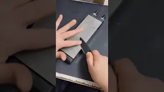 Making a knife sharp