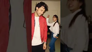 Parth Samthaan-Niti Taylor Amazing Crazy Viral Dance in Kaisi Yeh Yaariaan season 4 wrap up party 🎉