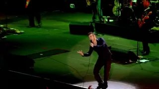 Morrissey - How Can Anybody Possibly Know How I Feel (live in Manchester) 2005 [HD]