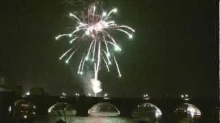 New Year's fireworks from Prague 2013_новогодний салют в Праге 2013