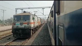 #12557 saptkranti sf express overtake local train at full speed of 110km/h#train #lovers