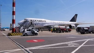 ED FORCE ONE refueling and preparing for takeoff on Schiphol Airport, Iron Maiden Airplane