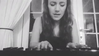 Say a little prayer - Aretha Franklin- Alice Offley