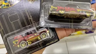 HUNTING HOTWHEELS BLACK AND YELLOW 55 ANNIVERSARY