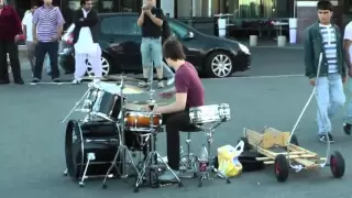 Amazing Street Drummer THE BEST (...Baard Kolstad...)