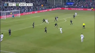 Golazo de Sebastian Blanco!! What a stunning strike from the Argentine! MLS- Cup Play offs