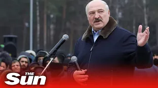 Lukashenko DEMANDS EU accepts 2,000 migrants stranded at Poland-Belarus border