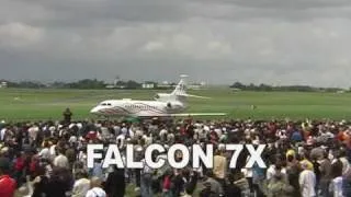 Falcon 7X Air Show display at Le Bourget 07