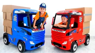 Vlad y Nikita fingen jugar con Trucks para niños