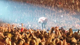 Enrique Iglesias cries in Prague 2016, live, amazing ovations of his fans