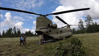 On board the CH-47 Chinook of the US Army for a Humanitarian Flight in Honduras.