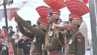 Flag Ceremony on India-Pakistan Border Kicks Up Dust
