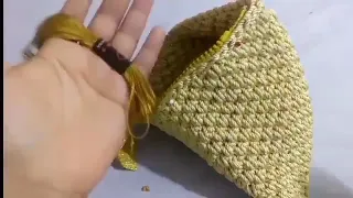 Wow, 🤭🤩a beautiful idea to make an eye-catching pyramid model handbag