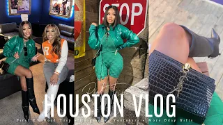 HOUSTON VLOG | EV Road Trip + Private Eye P + Appeso con Youtuber e altri regali di compleanno