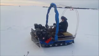 Грузовой вездеход на гусеницах из двух мото собак