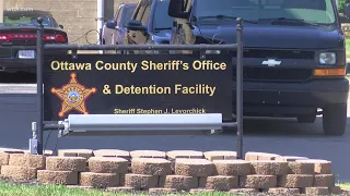 Man accused in estranged wife's murder found dead in Ottawa County jail cell