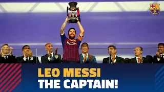 Messi lifts a trophy for the first time as Barça captain