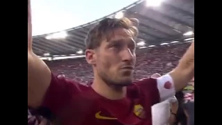 Francesco Totti in lacrime per l'addio alla Roma!