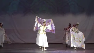 Татарский лирический танец с платками КАЗАНСКОЕ ХОРЕОГРАФИЧЕСКОЕ УЧИЛИЩЕ.