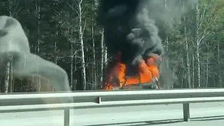 Водитель сгорел в ДТП.