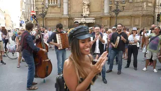 Tarantella siciliana - Quattro Canti Palermo - Angelo Daddelli & I Picciotti