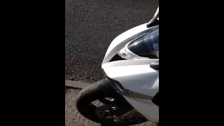 #Triumph #Daytona #675R (2015) walk around and #exhaust #sound