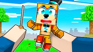 Glamrock Freddy TURNS into a PLUSHIE in Minecraft